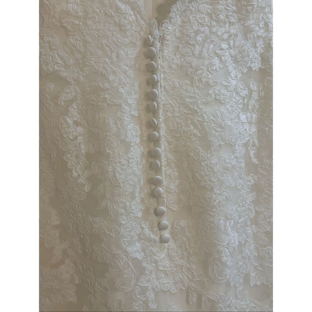 Mori Lee NEW size 10 Ivory Lace Wedding dress with train - Picture 10 of 16